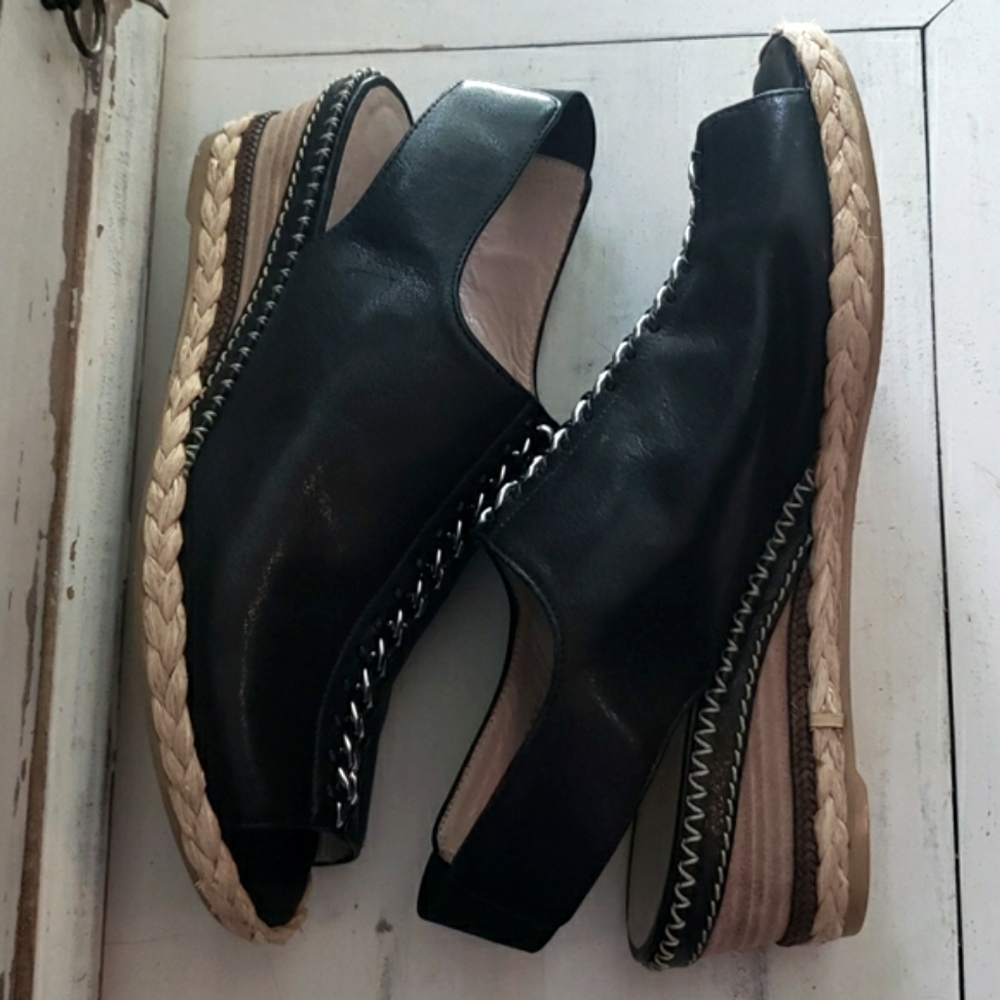 Start Weitzman Wedge Sandals 7N
